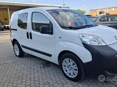 Usata Fiat Fiorino 75 CV (55 kW) 2011 Bianco Monovolume