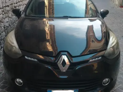 Usata Renault Clio IV 73 CV (53 kW) 2014 Nero Berlina