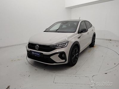 Usata VW Taigo R-line 110 CV (80 kW) 2022 Giallo SUV