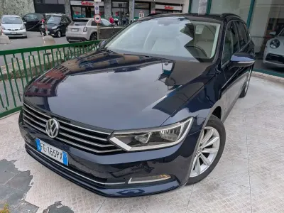 Occasion VW Passat Comfortline 120 PK (88 kW) 2016 Blauw Stationwagen
