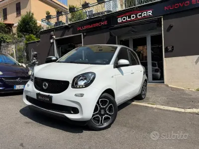 Usata Smart ForFour Passion 71 CV (52 kW) 2018 Bianco Utilitaria