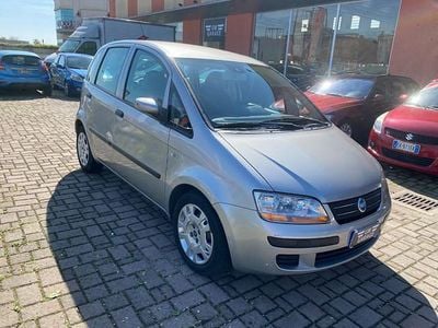 Usata Fiat Idea 69 CV (50 kW) 2006 Argento Monovolume