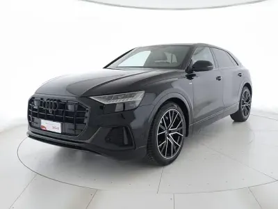 Usata Audi Q8 Sport 286 CV (210 kW) 2022 Nero mito metallizzato SUV