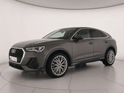 Usata Audi Q3 Sportback Business Plus 150 CV (110 kW) 2022 Grigio chronos metallizzato SUV