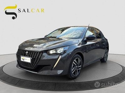 Usata Peugeot 208 Allure 101 CV (74 kW) 2020 Grigio Utilitaria