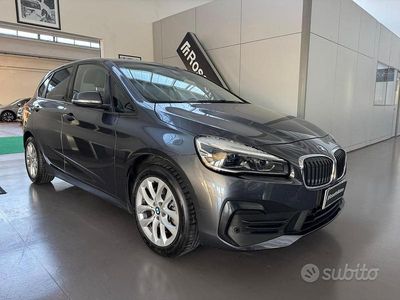 Usata BMW 225 Active Tourer iPerformance 125 CV (91 kW) 2021 Grigio Monovolume