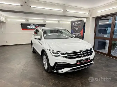 Usata VW Tiguan Elegance 150 CV (110 kW) 2021 Bianco SUV