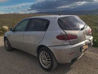 Usata Alfa Romeo 147 2005 Utilitaria
