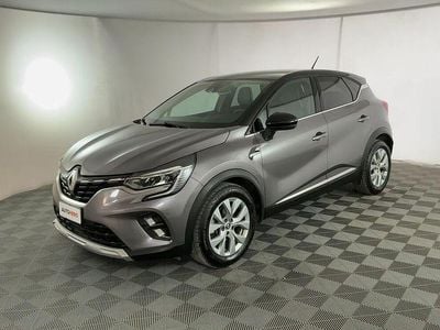 Usata Renault Captur Intens 143 CV (105 kW) 2022 Grigio SUV