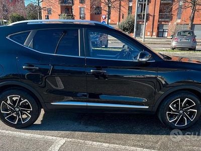 Usata MG ZS Luxury 106 CV (77 kW) 2024 Nero SUV