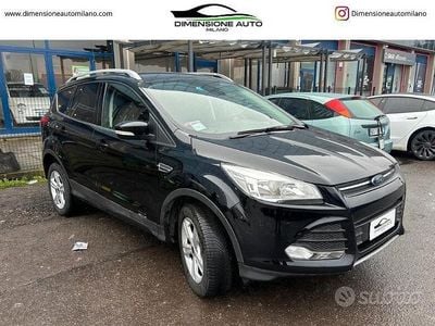 Usata Ford Kuga Titanium 120 CV (88 kW) 2016 Grigio SUV