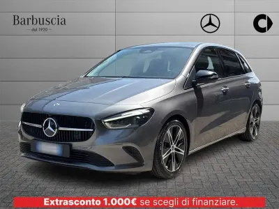 Usata Mercedes B180 Advanced Plus 116 CV (85 kW) 2023 Grigio Utilitaria