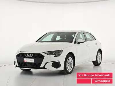 Usata Audi A3 Business 110 CV (80 kW) 2022 Bianco Berlina
