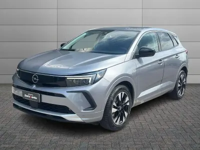 Usata Opel Grandland X Business Elegance 131 CV (96 kW) 2022 Argento SUV