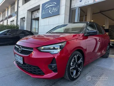 Usata Opel Corsa GS Line 102 CV (75 kW) 2021 Rosso Utilitaria