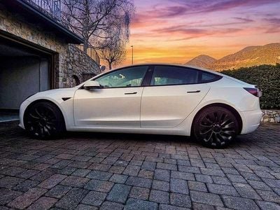 Usata Tesla Model 3 Performance 381 kW (519 CV) 2023 Bianco Berlina