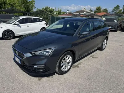 Usata Seat Leon Business 150 CV (110 kW) 2022 Grigio Station wagon