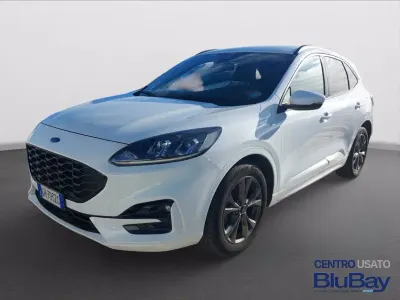 Usado Ford Kuga ST-Line 120 CV (88 kW) 2022 Blanco SUV