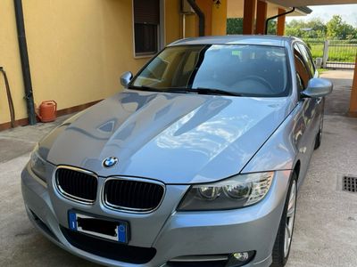 Usata BMW 320 184 CV (135 kW) 2011 Grigio Station wagon