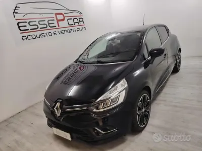Usata Renault Clio IV 90 CV (66 kW) 2017 Grigio Berlina