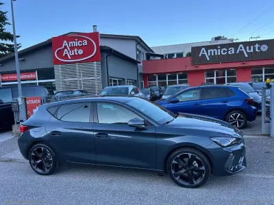 Usata Cupra Leon 150 CV (110 kW) 2025 Grigio Berlina