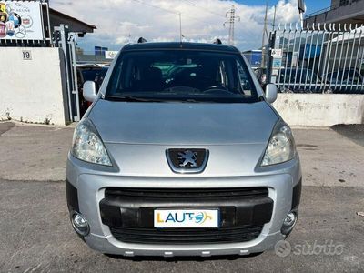 Usata Peugeot Partner Tepee 109 CV (80 kW) 2008 Grigio Monovolume
