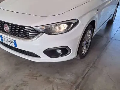Usata Fiat Tipo Business 95 CV (69 kW) 2019 Bianco Station wagon