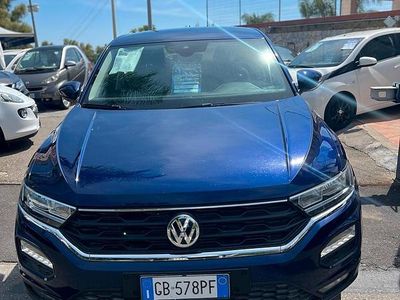 Usata VW T-Roc Style 116 CV (85 kW) 2020 Blu SUV
