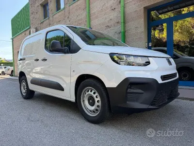 Nuova Fiat Doblò 101 CV (74 kW) 2026 Bianco Monovolume