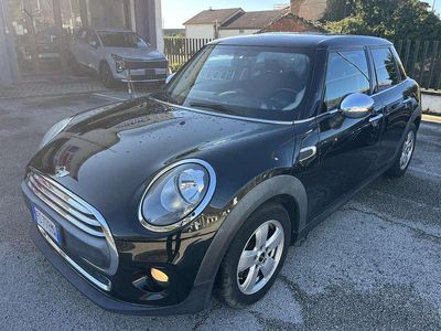 Usata Mini One D Business 95 CV (69 kW) 2016 Nero Utilitaria