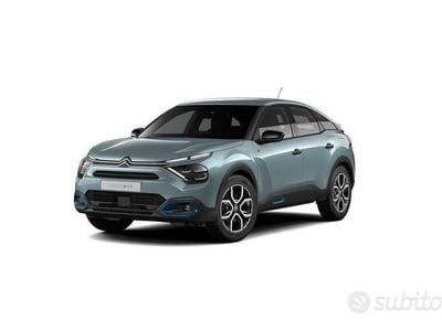 Usado Citroën e-C4 Shine 100 kW (136 CV) 2023 Negro Berlina
