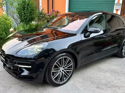 Usata Porsche Macan Turbo 353 CV (259 kW) 2019 Nero SUV