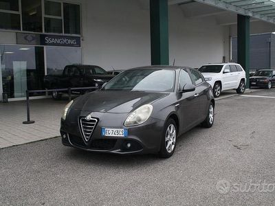 Usata Alfa Romeo Giulietta Progression 120 CV (88 kW) 2011 Grigio Utilitaria