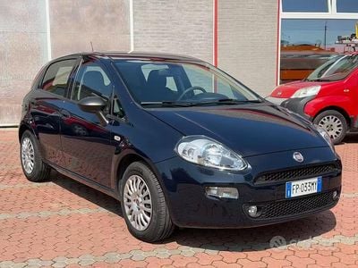 Usata Fiat Punto Street 95 CV (69 kW) 2018 Blu Utilitaria