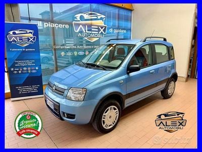 Usata Fiat Panda 4x4 Climbing 60 CV (44 kW) 2005 Blu Utilitaria