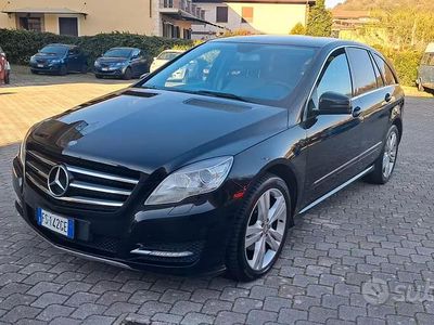 Usata Mercedes R350 Premium 265 CV (194 kW) 2011 Nero Monovolume