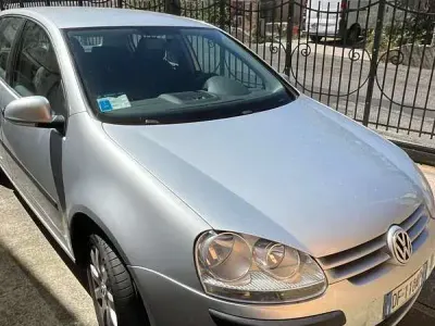 Usata VW Golf V Comfortline 105 CV (77 kW) 2007 Berlina