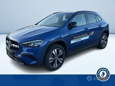 Begagnad Mercedes GLA180 Advanced 116 HK (85 kW) 2025 Blå SUV
