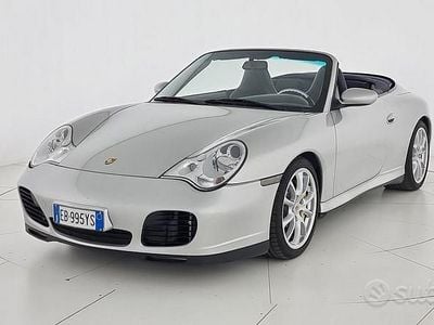 Usata Porsche 911 Carrera 4S Cabriolet 320 CV (235 kW) 2004 Grigio Cabrio