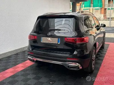 Usata Mercedes GLB200 Premium 150 CV (110 kW) 2022 Nero SUV