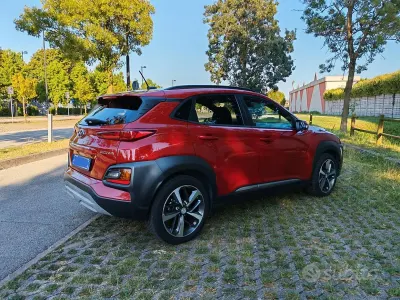 Usata Hyundai Kona Xpossible 120 CV (88 kW) 2018 Rosso SUV
