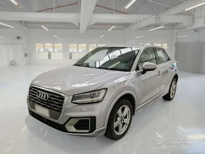 Usata Audi Q2 Admired 115 CV (84 kW) 2020 Grigio SUV