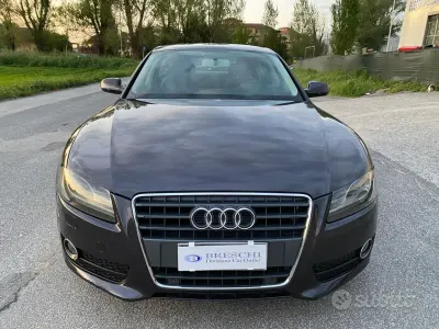 Usata Audi A5 190 CV (139 kW) 2010 Viola Coupé