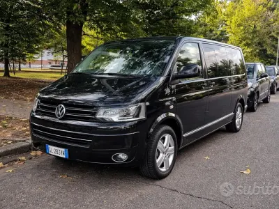 Usata VW Multivan 180 CV (132 kW) 2015 Nero Monovolume
