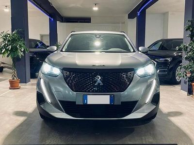 Używany Peugeot 2008 Allure 131 KM (96 kW) 2021 Szary SUV