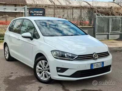 Käytetty VW Golf Sportsvan Business 110 HP (80 kW) 2015 Valkoinen Tila-auto