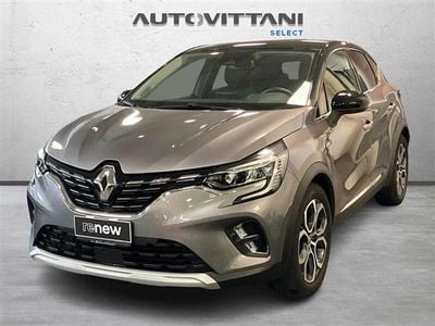 Usata Renault Captur Techno 145 CV (106 kW) 2023 Grigio scuro SUV