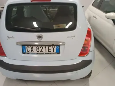 Usata Lancia Ypsilon 70 CV (51 kW) 2005 Utilitaria