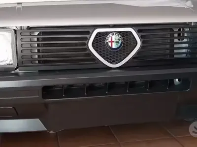 Usata Alfa Romeo 33 118 CV (86 kW) 1985 Grigio Berlina