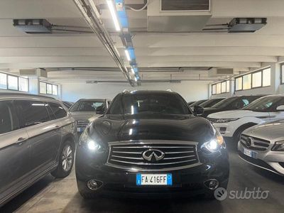 Infiniti QX70